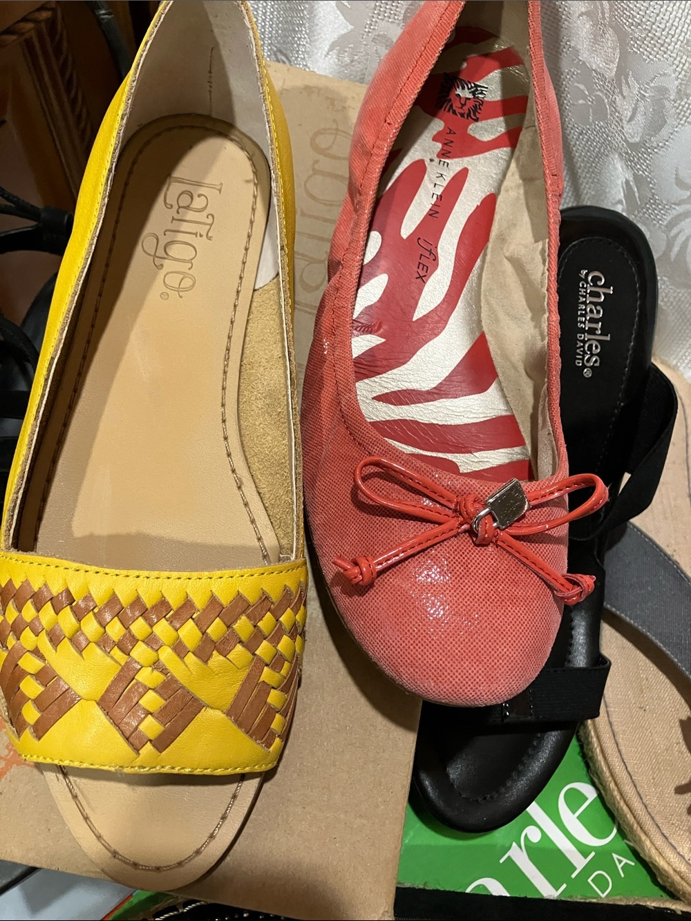MYSTERY BOX - Picture 3 of 8